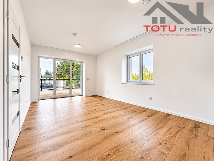 Квартира 3+kk в оренду, 73 м² (3 з 18)