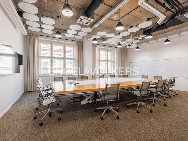 Комерційне приміщення в оренду, 1 650 м² (6 з 15)