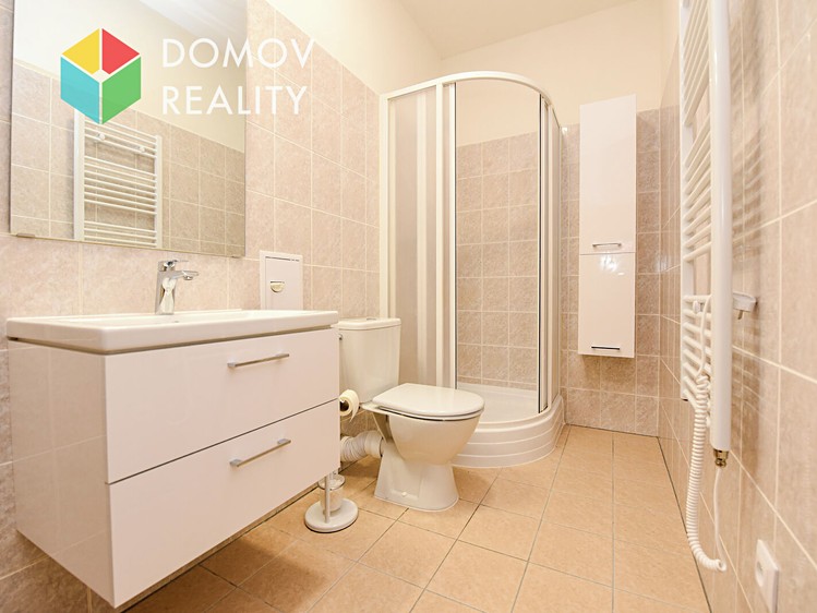 Квартира 1+kk в оренду, 29 м² (4 з 9)