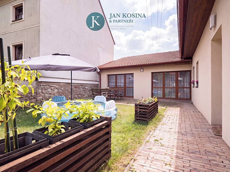 Haus zum Kauf, 150 m² (2 von 41)