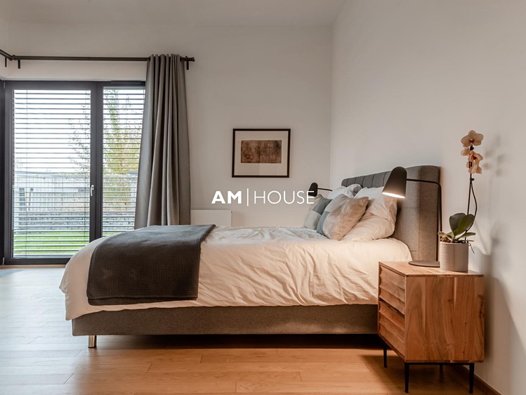 Квартира 5+kk в оренду, 210 м² (14 з 24)