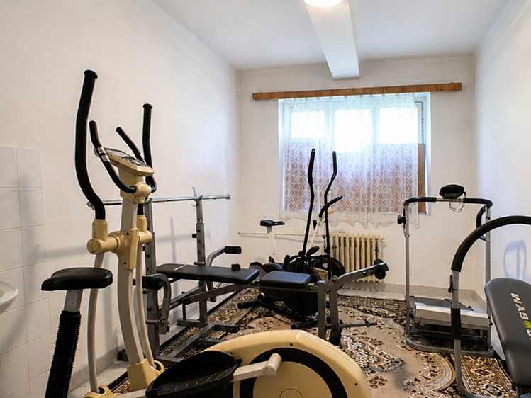 Prodej komerčního prostoru, 1 275 m² (20 z 33)