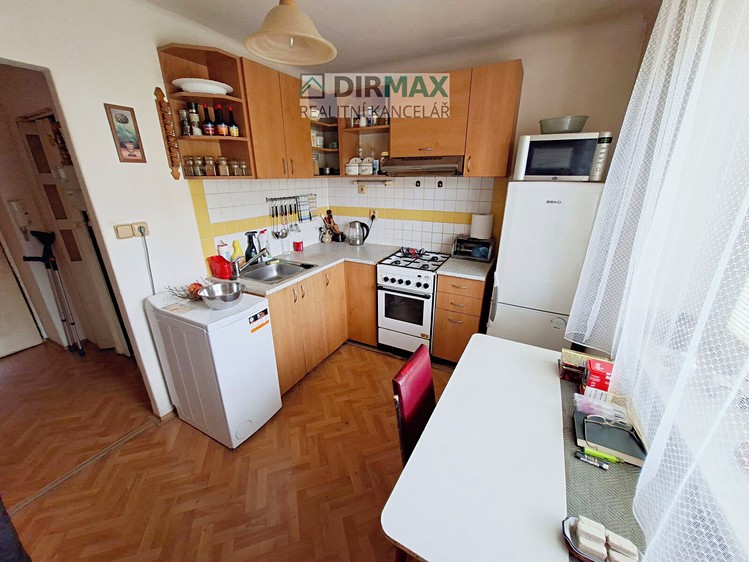 Prodej bytu 1+1, 29 m² (2 z 10)