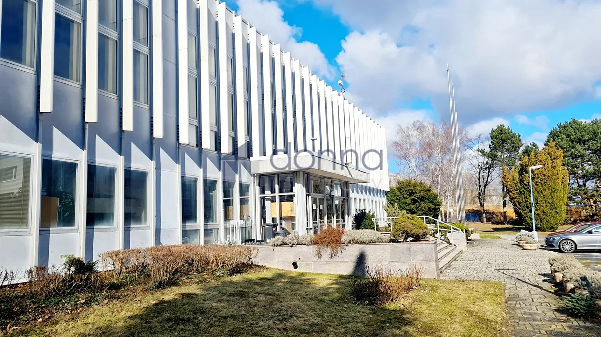 Pronájem obchodního prostoru 170 m²