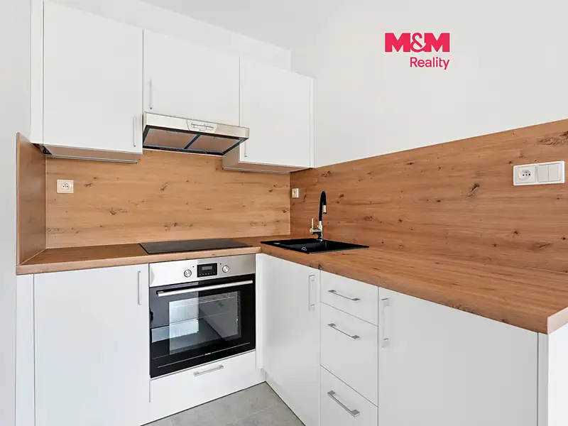 Prodej bytu 2+kk 39 m², Teplice – náhled fotky 1