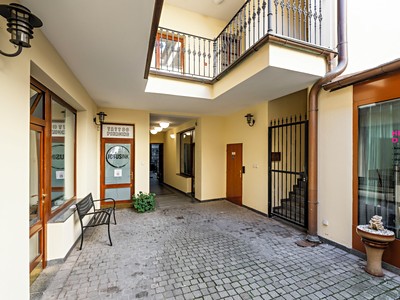 Комерційне приміщення в оренду, 24 м² (2 з 11)