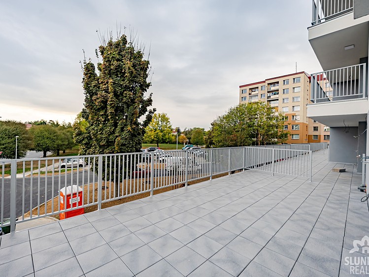 Pronájem bytu 3+kk, 72 m² (9 z 9)