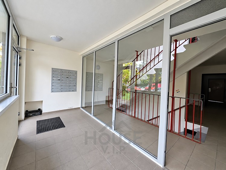Квартира 2+kk на продаж, 43 м² (19 з 21)