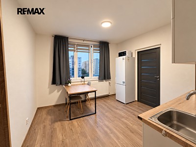 Квартира 1+1 в оренду, 37 м² (3 з 9)