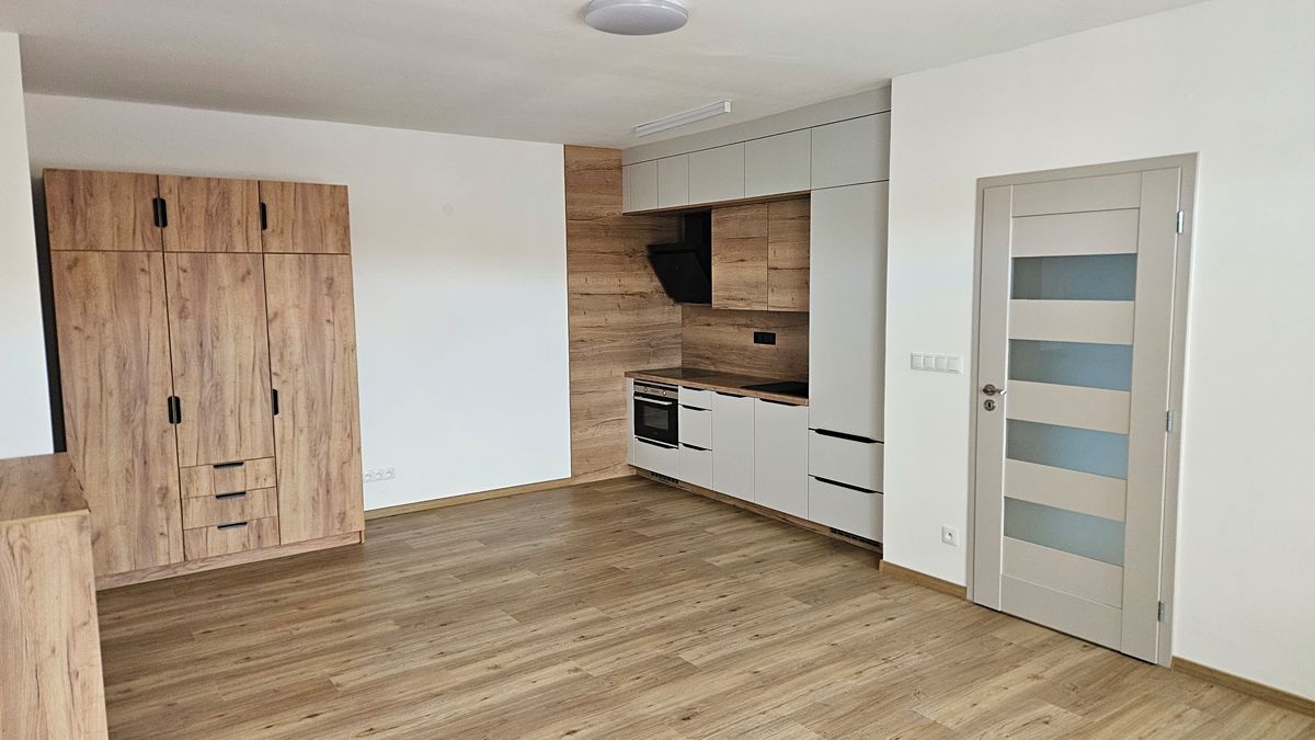 Pronájem bytu 1+kk 33 m²