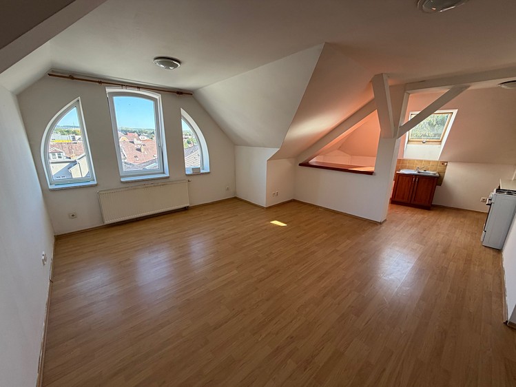 Квартира 3+kk на продаж, 96 м² (8 з 11)