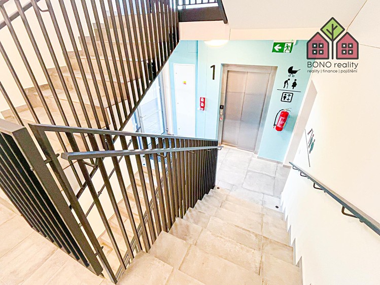 Квартира 1+kk в оренду, 32 м² (21 з 24)