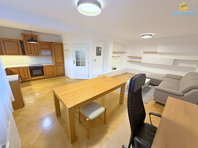 Pronájem bytu 3+kk 99 m²