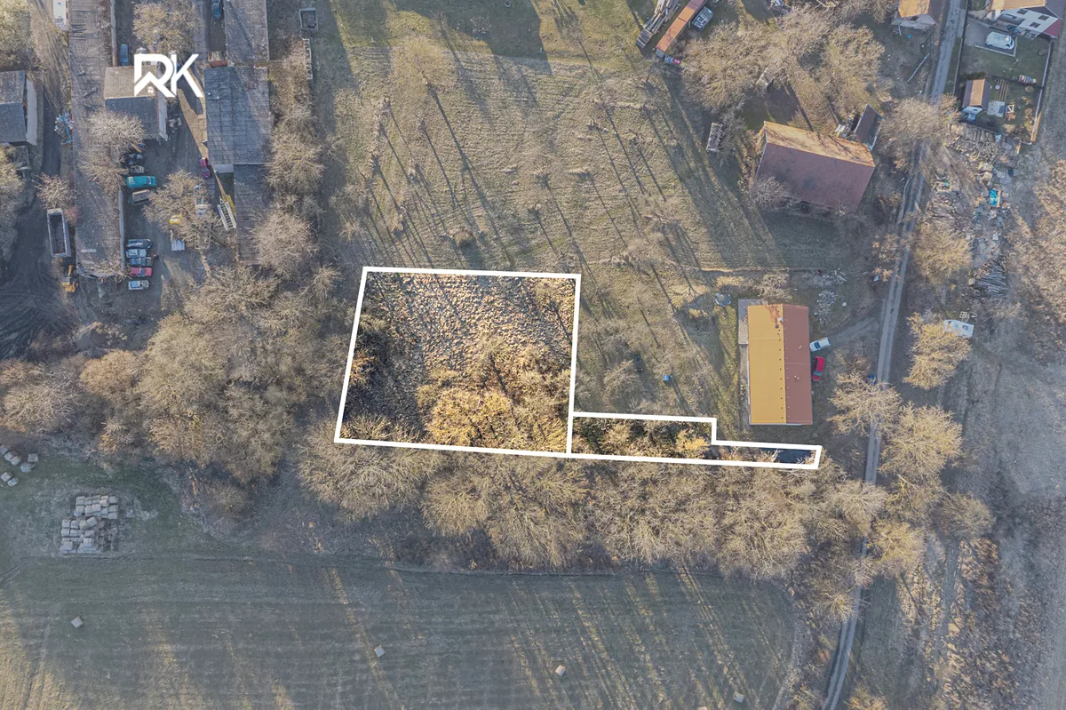 Prodej stavebního pozemku 1643 m²