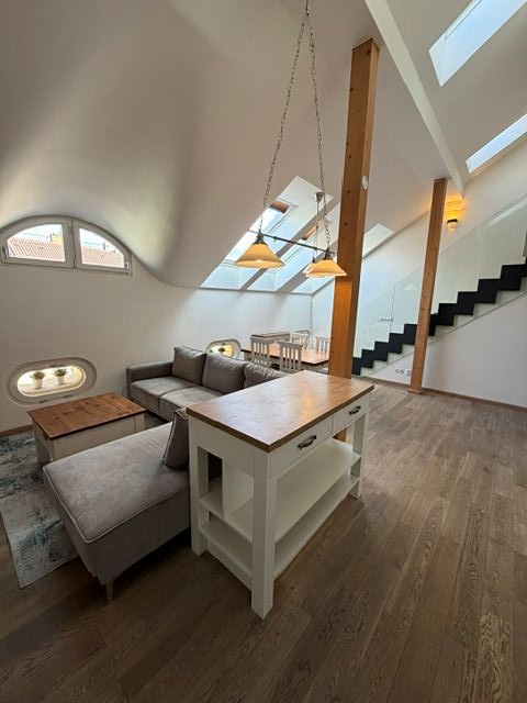 Pronájem bytu 3+kk 130 m² – fotografie 4