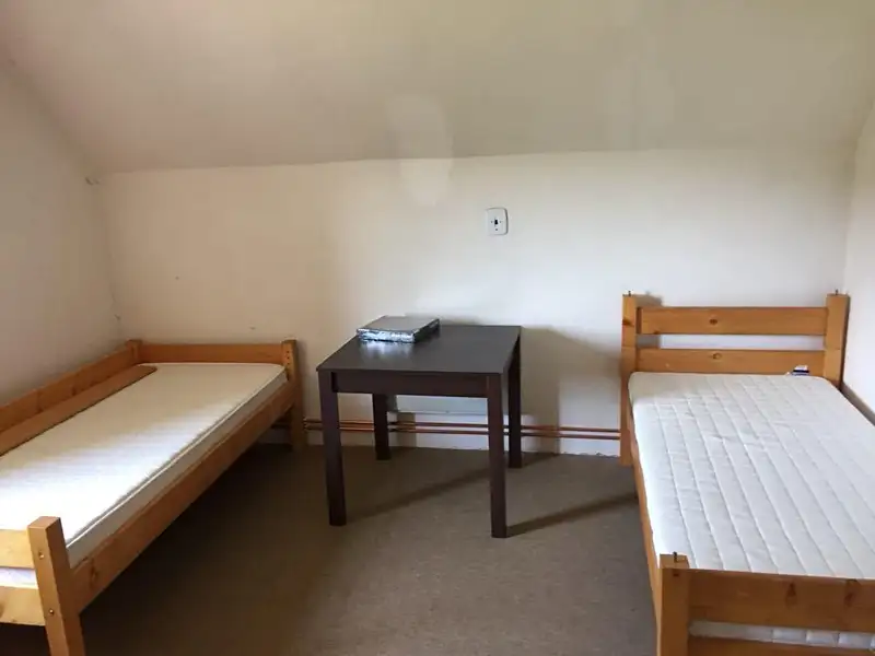 Pronájem rodinného domu 700 m², pozemek 2600 m², Trutnov – náhled fotky 2