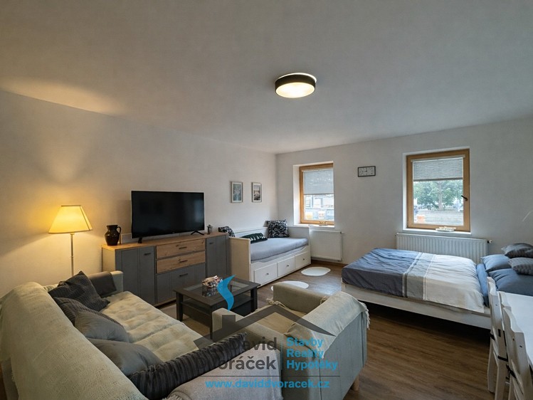 Wohnung 1+kk zum Kauf, 44 m² (1 von 7)