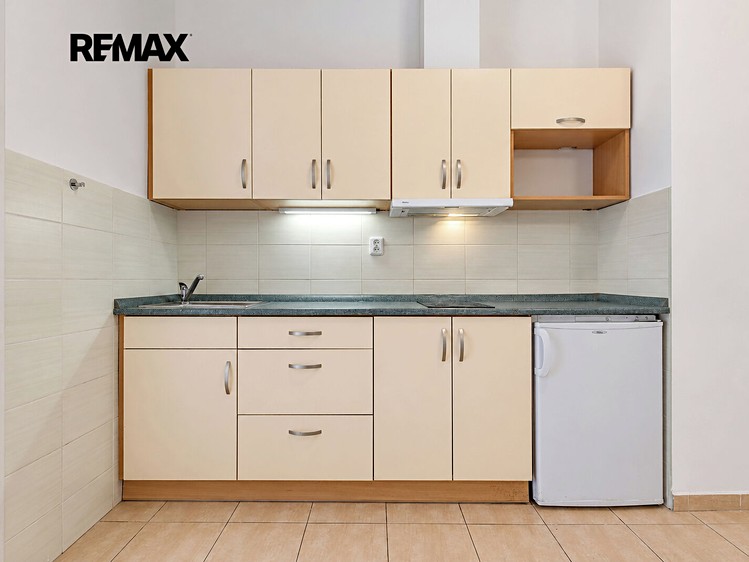 Wohnung 1+kk zum Kauf, 31 m² (12 von 22)