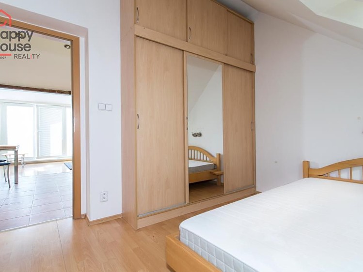 Квартира 2+kk в оренду, 63 м² (11 з 21)