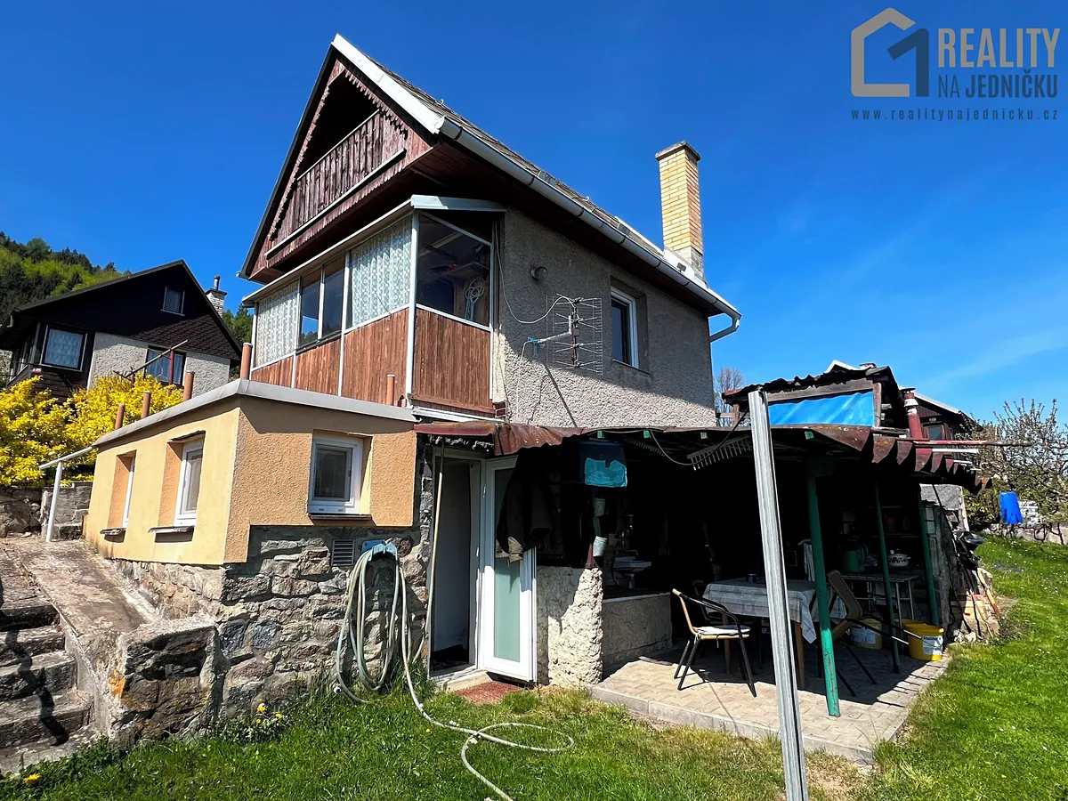 Prodej chaty 60 m², pozemek 27 m²