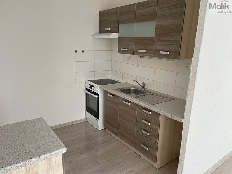 Квартира 1+kk на продаж, 33 м² (1 з 7)