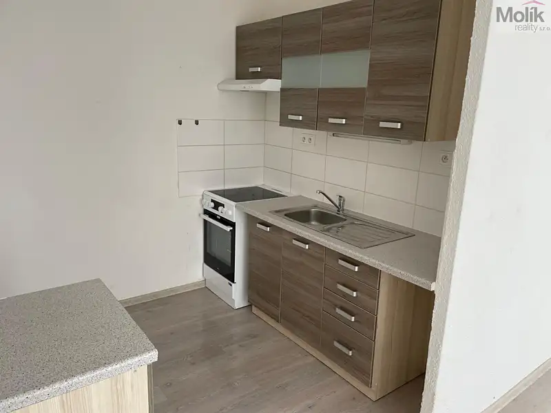 Prodej bytu 1+kk 33 m², Most – náhled fotky 1