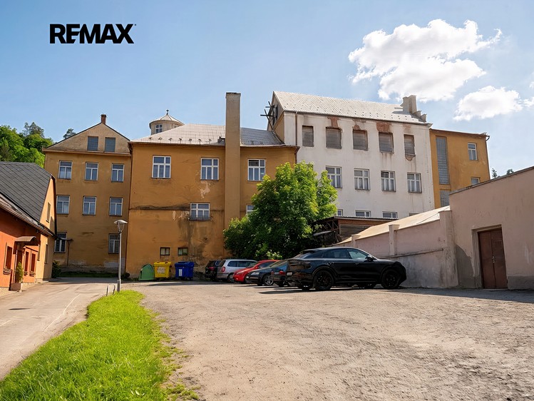 Prodej komerčního prostoru, 3 254 m² (26 z 27)