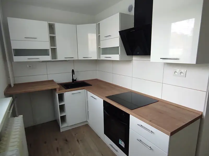 Pronájem bytu 3+1 63 m², Bruntál – náhled fotky 1