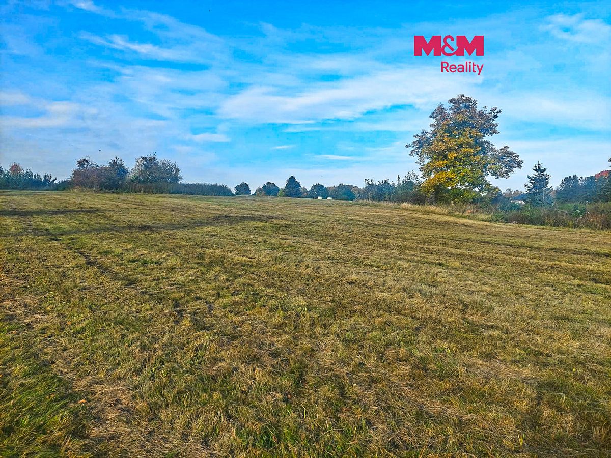 Prodej stavebního pozemku 9359 m², Pertoltice – fotka 1 z 3