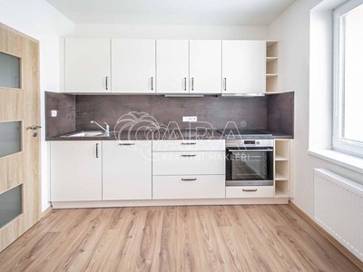 Квартира 2+1 в оренду, 46 м² (2 з 8)