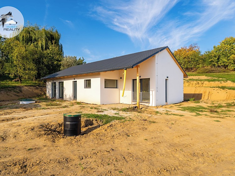 Haus zum Kauf, 108 m² (1 von 46)
