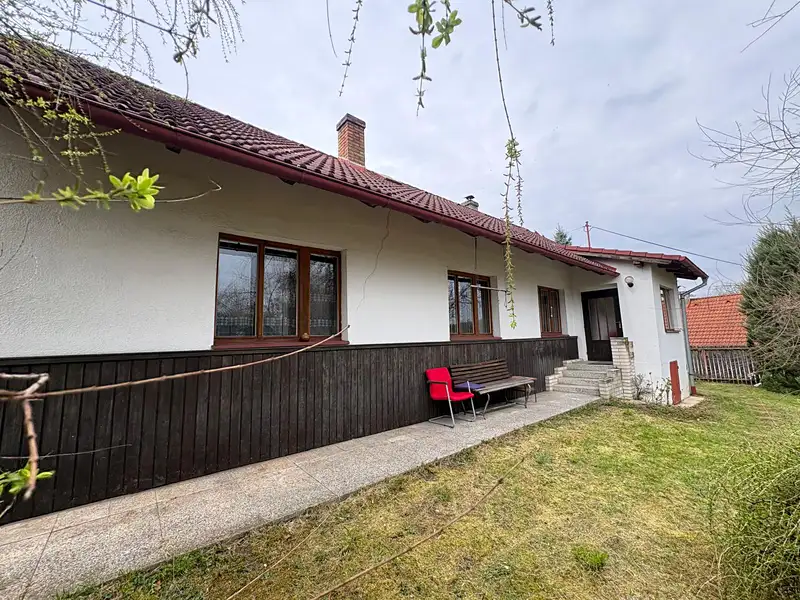 Prodej chalupy 60 m², pozemek 1033 m², Staré Hrady – náhled fotky 3