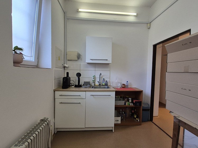 Prodej komerčního prostoru, 70 m² (7 z 10)