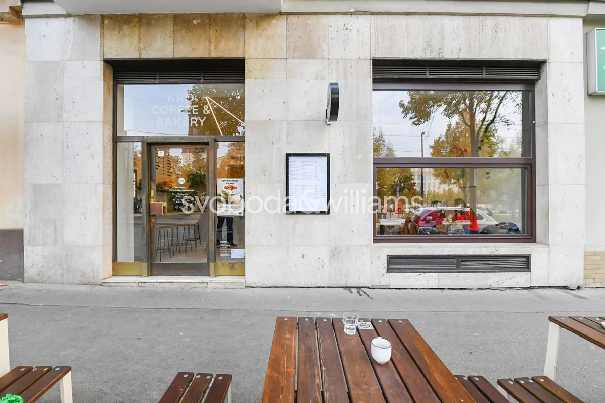 Prodej obchodního prostoru 90 m²