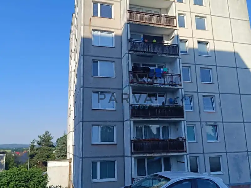 Pronájem bytu 1+kk 26 m², Holoubkov – náhled fotky 1