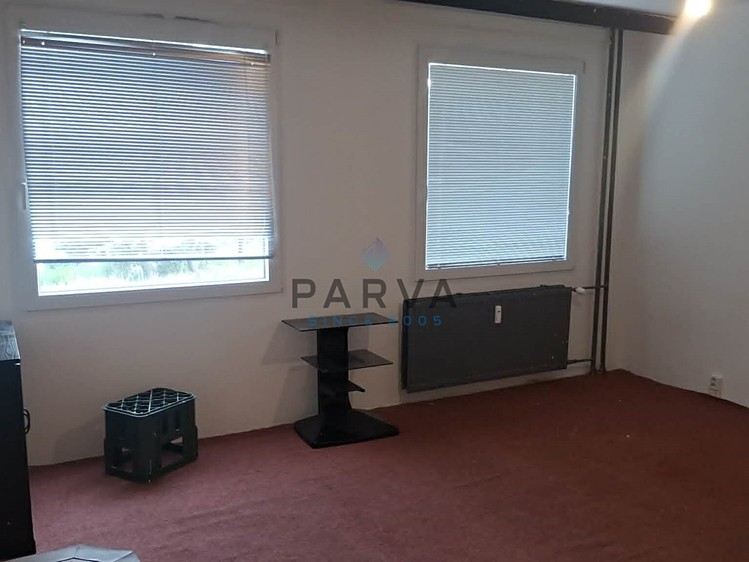 Квартира 1+kk в оренду, 26 м² (6 з 11)
