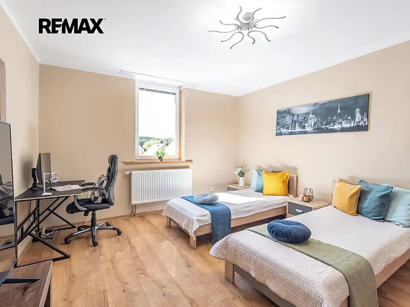 Prodej rodinného domu 200 m², pozemek 435 m², Kladno – náhled fotky 3