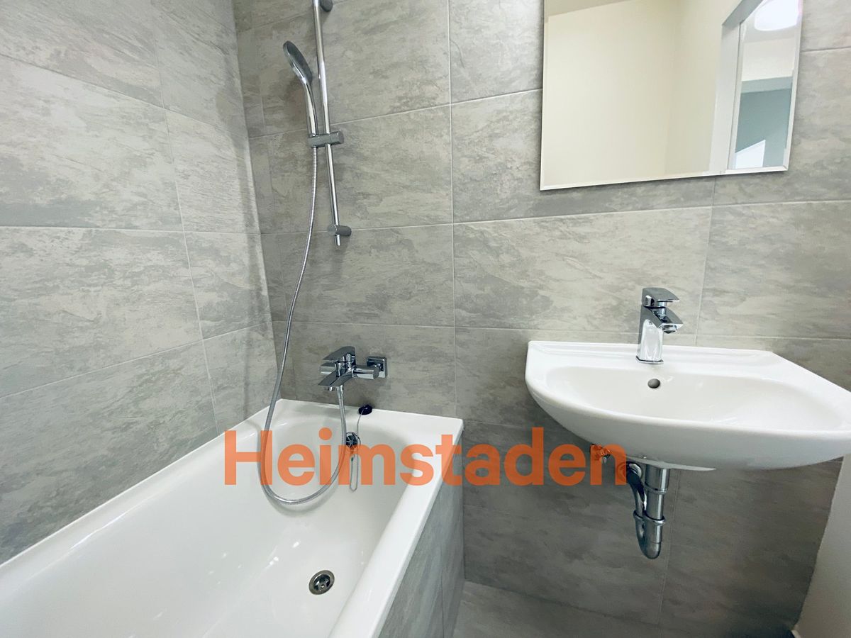 Pronájem bytu 2+1 60 m² – fotografie 4