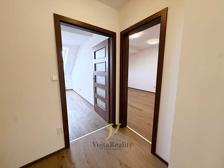 Квартира 3+kk в оренду, 83 м² (13 з 14)
