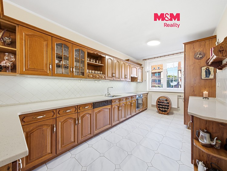 Будинок на продаж, 224 м² (1 з 30)