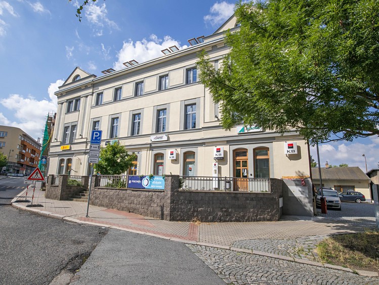 Pronájem bytu 1+kk, 64 m² (38 z 44)
