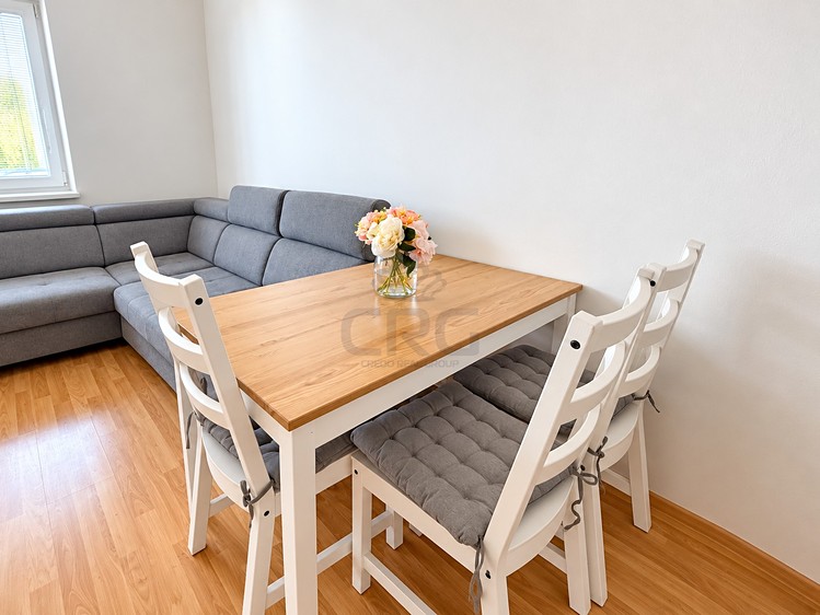Prodej bytu 2+kk, 53 m² (9 z 62)