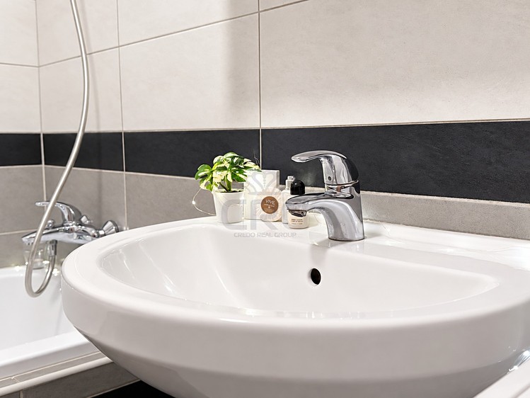Prodej bytu 2+kk, 53 m² (35 z 62)