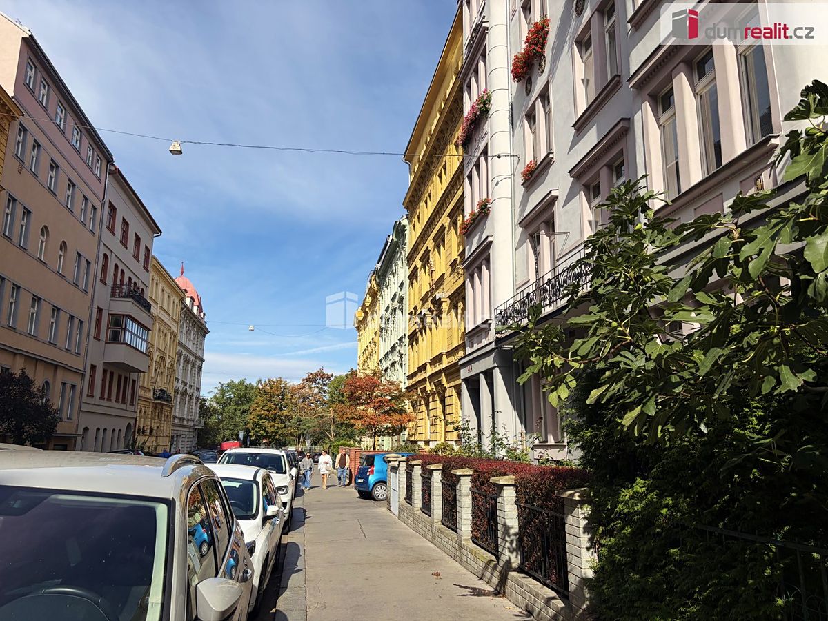 Pronájem bytu 2+kk 84 m²