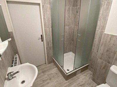 Квартира 1+kk в оренду, 31 м² (2 з 6)