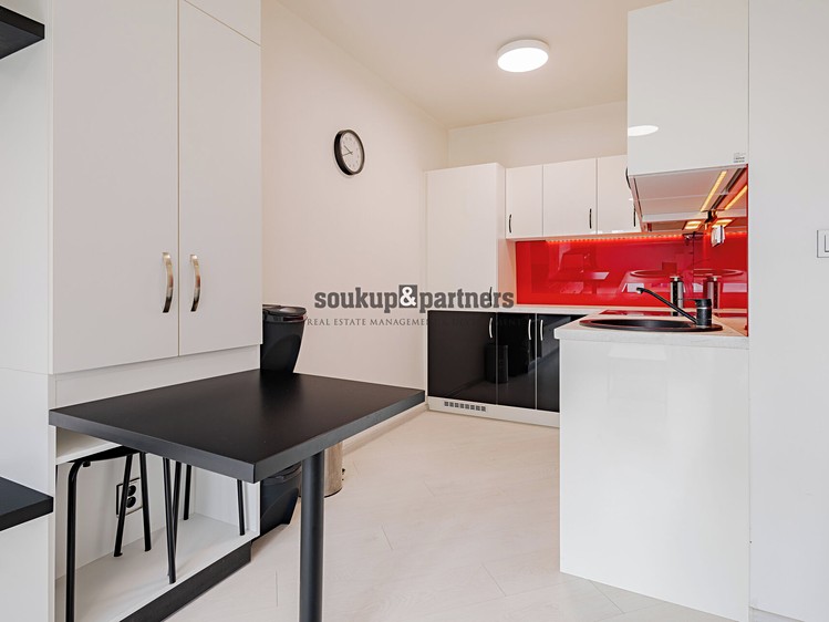 Prodej bytu 2+kk, 39 m² (5 z 24)