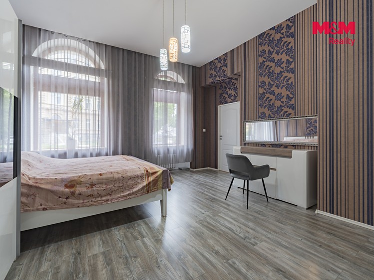 Комерційне приміщення на продаж, 340 м² (3 з 30)