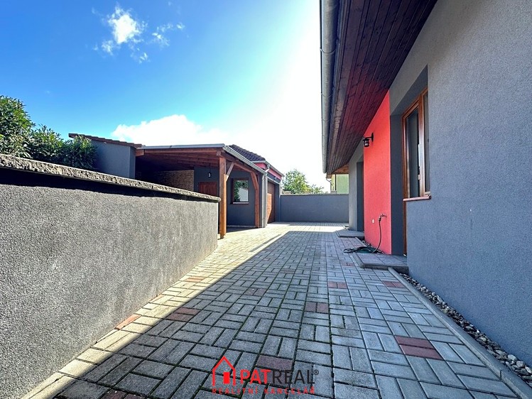 Pronájem domu, 112 m² (27 z 32)