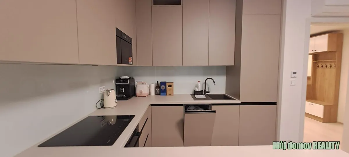 Pronájem bytu 2+kk 71 m²
