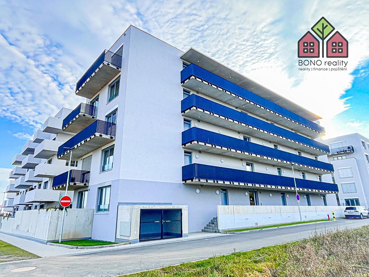 Квартира 1+kk в оренду, 32 м² (4 з 24)
